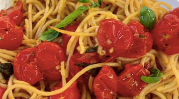 Fresh Cherry Tomato Pasta (Pasta Pomodoro) - Dash Dinners now spicekick